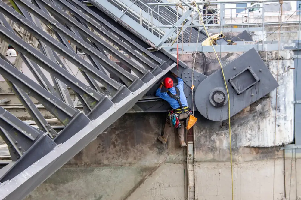 cordiste : travaux difficile d'accès